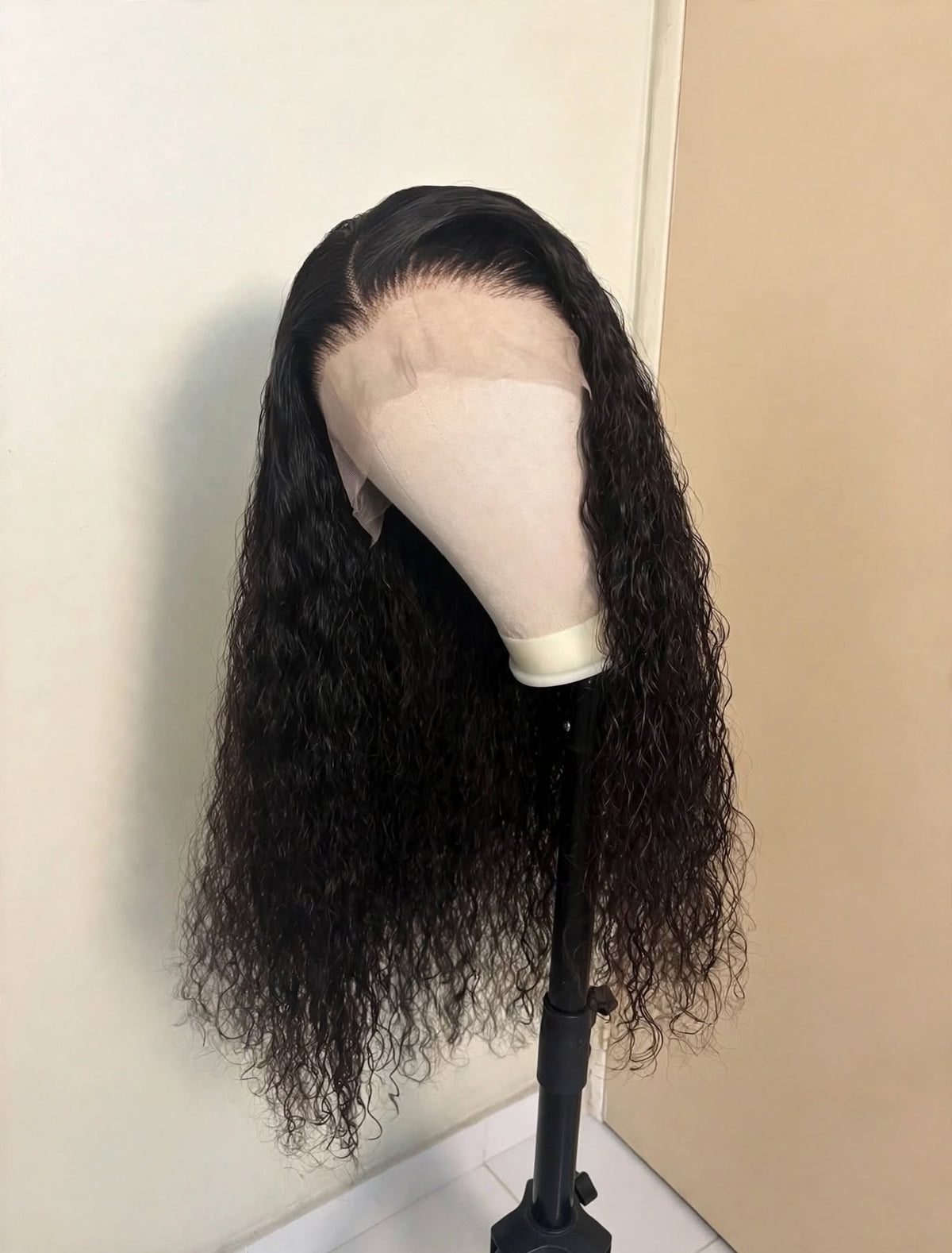 Black Waterwave